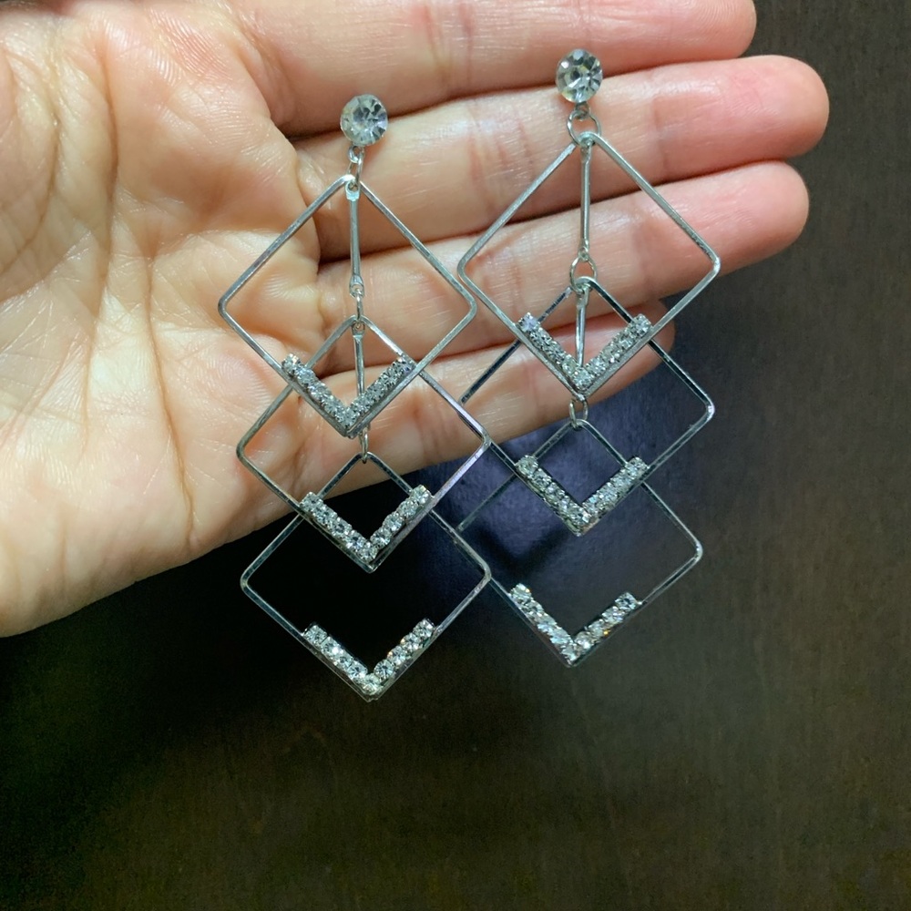 Women earrings